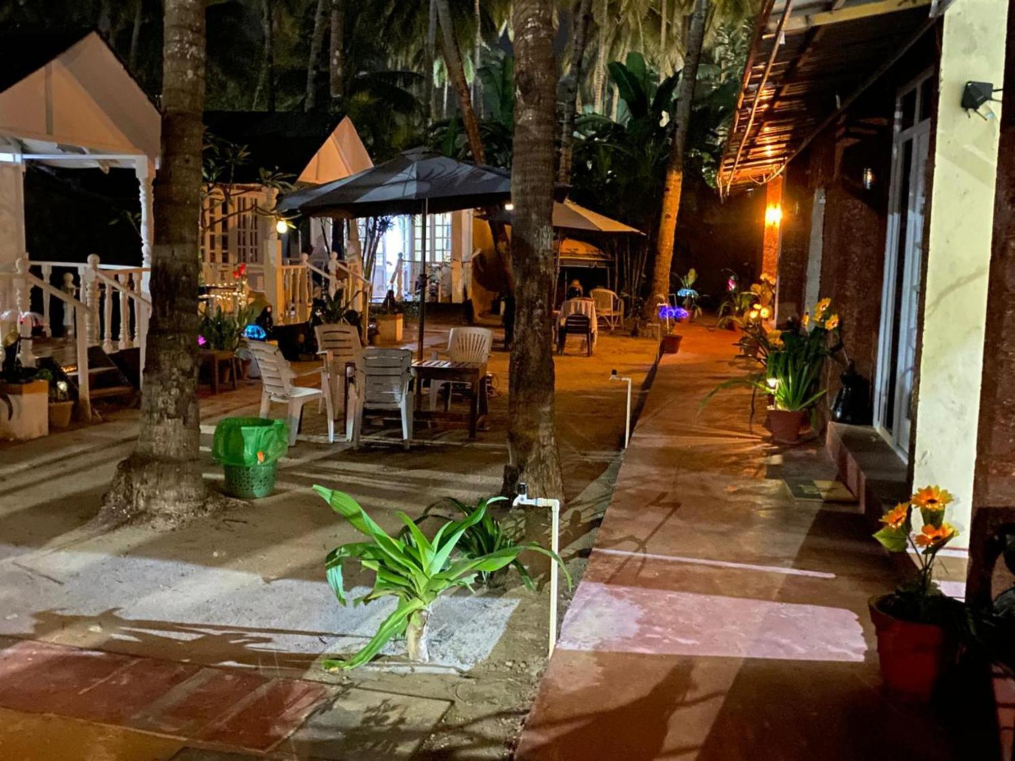 The Charming Nights Hotel Palolem Exterior photo